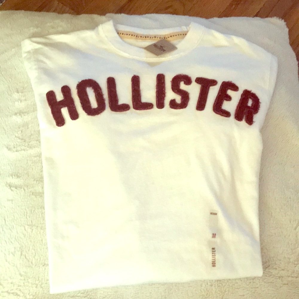 White Hollister short sleeve t shirt